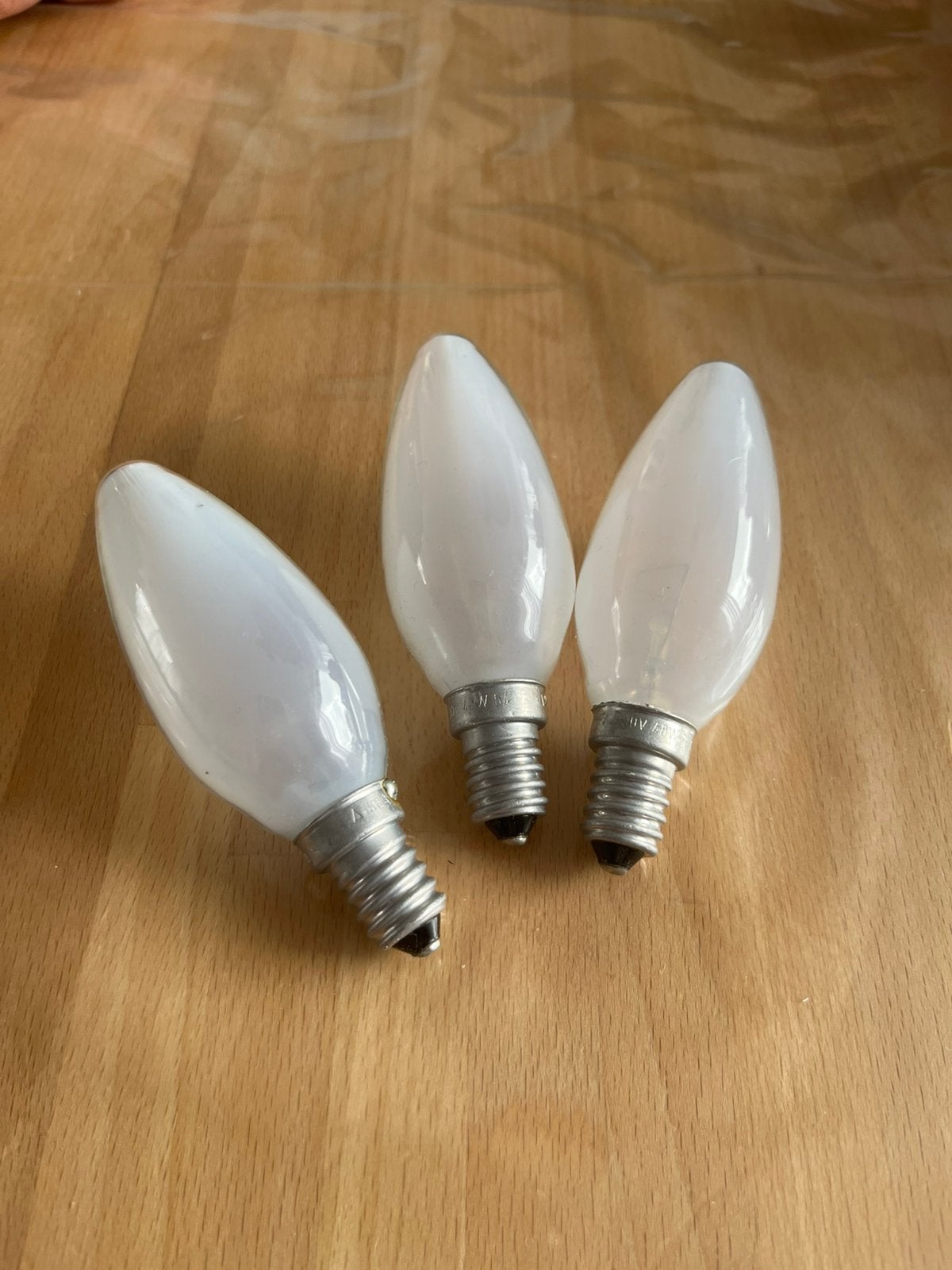 3 Philips kaarslampen gloeilampen, Gloeilamp, E14 (klein), Ophalen of Verzenden, Zo goed als nieuw