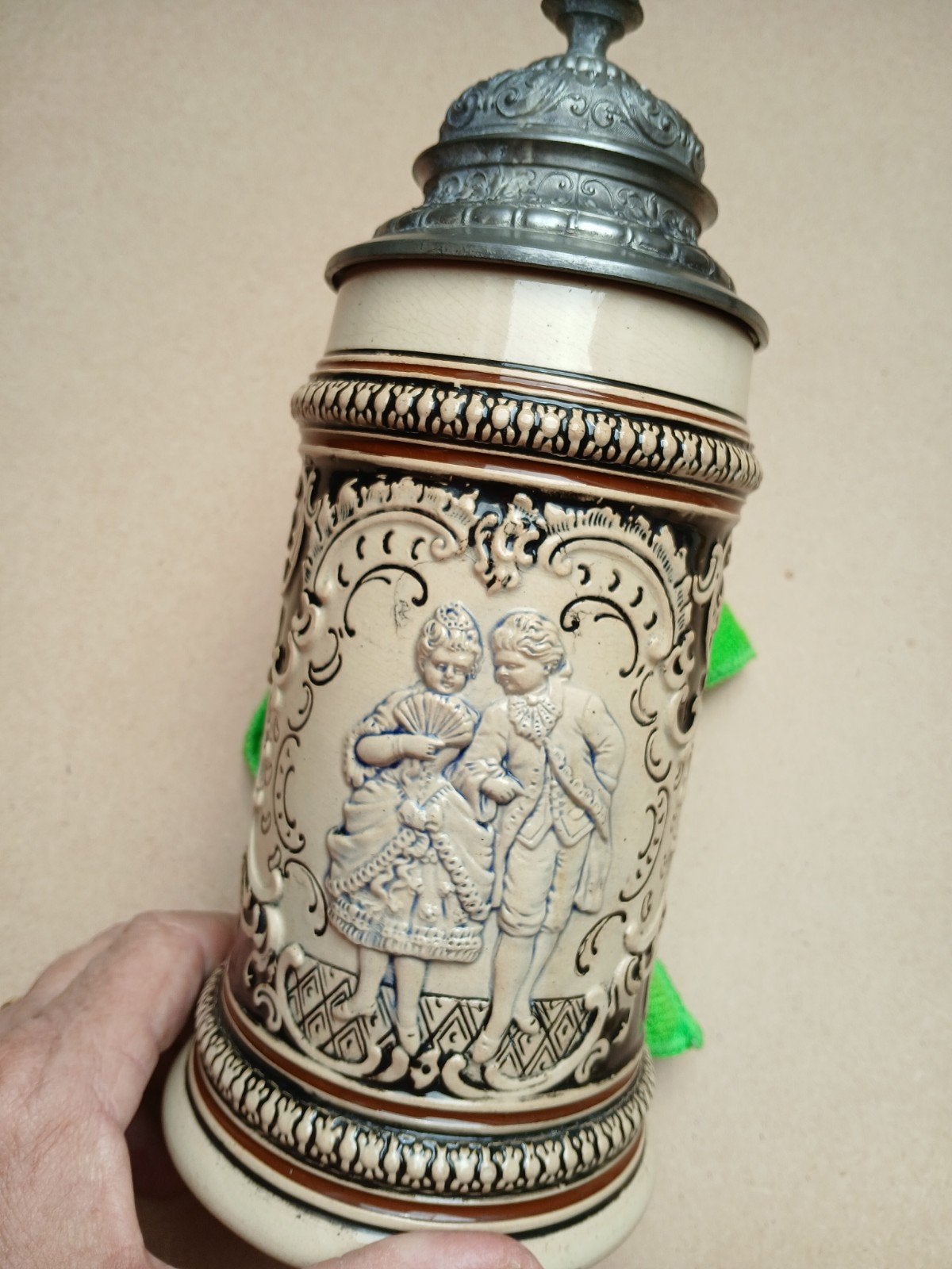 Bierpul met tinnen duimdeksel./steengoed, Antiek en Kunst, Ophalen of Verzenden
