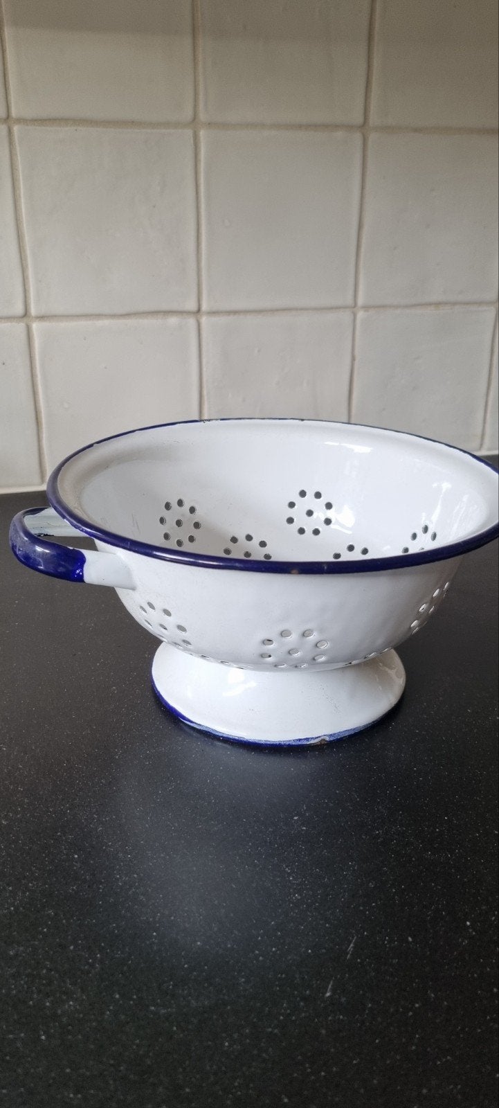 Laaks Brocante, emaille vergiet wit met blauwe rand, Ophalen of Verzenden