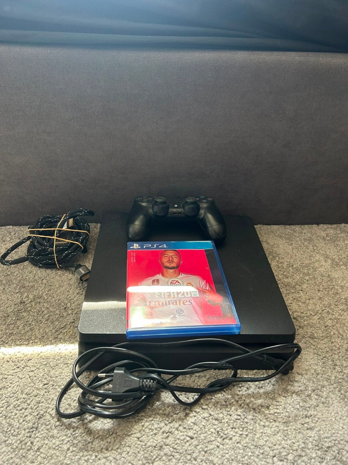 ps4 Slim met Fifa 20, Ophalen, Met 1 controller