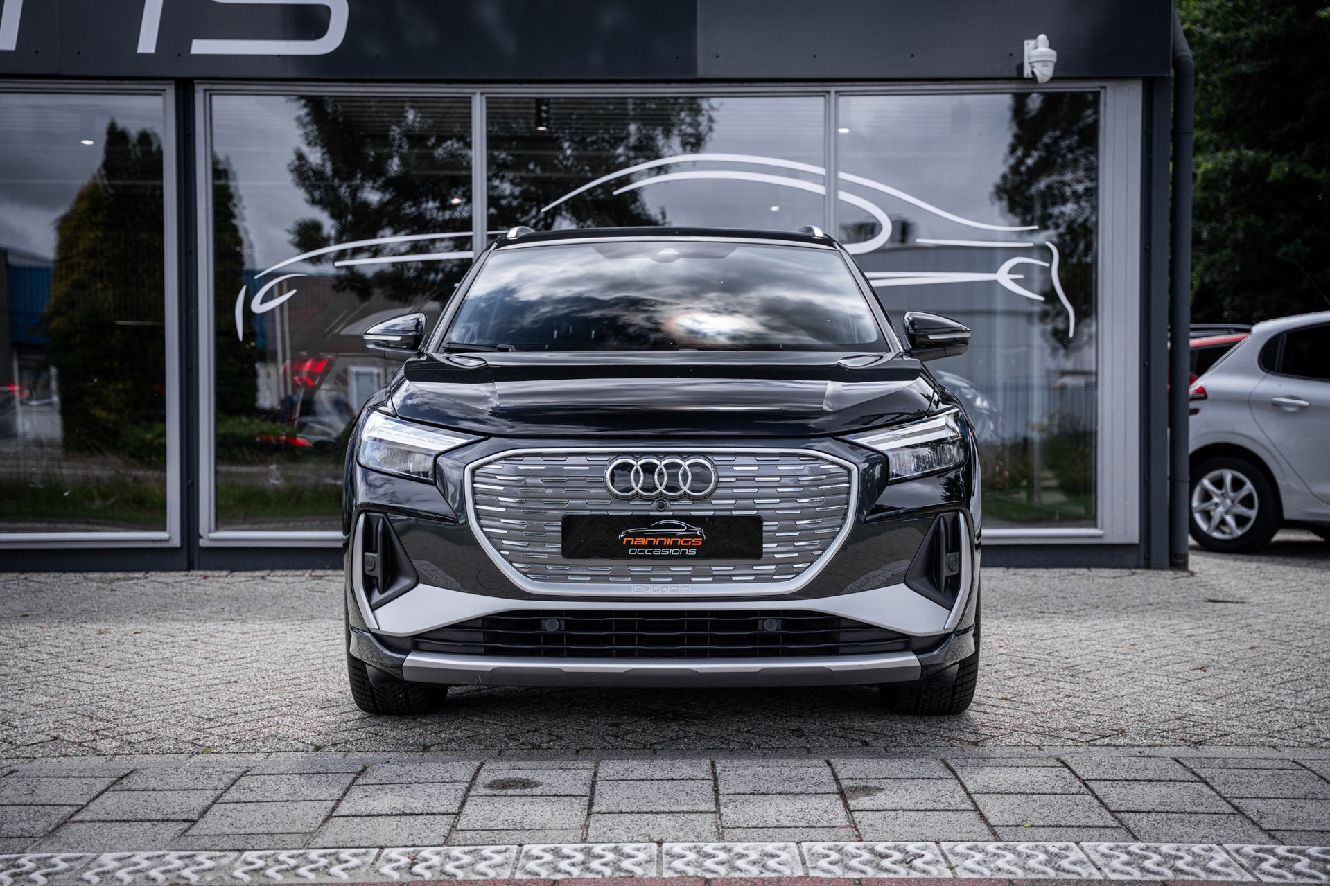 Audi Q4 e-tron 35 Edition 55 kWh|S-Line|Digital dash|Stoelve, Auto's, Audi, Dealer onderhouden, Gebruikt, Zwart, Zwart