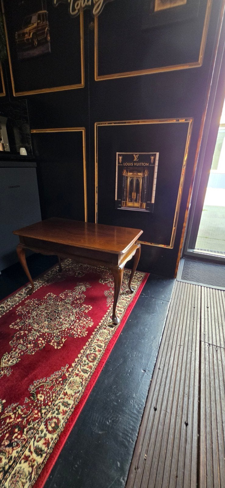 Klassieke massief houten salontafel – sierlijke Queen Anne p, Huis en Inrichting, Ophalen of Verzenden