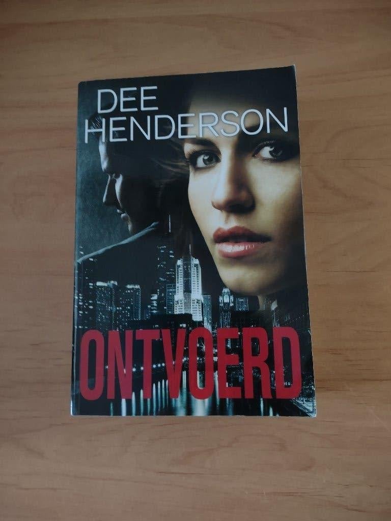 Ontvoerd- Dee Henderson, Boeken, Ophalen of Verzenden, Gelezen