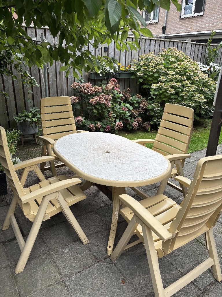 Hartman tuinset: 4 stoelen en tafel, Ophalen, Gebruikt, Kunststof