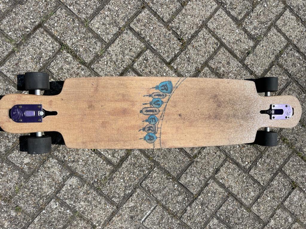 Riviera kung fu kitty longboard, Ophalen, Gebruikt, Skateboard, Longboard