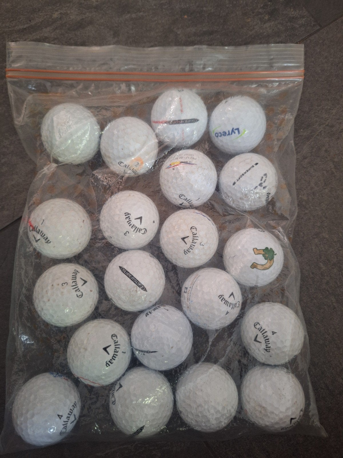20 Callaway Supersoft en Warbird golfballen- gebruikt, Ophalen of Verzenden, Gebruikt, Bal(len), Callaway