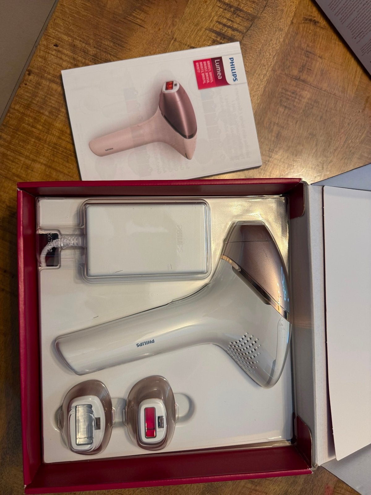 Philips Lumea IPL 9000 - Zo goed als nieuw, compleet, Ophalen of Verzenden, Zo goed als nieuw, Scheren en Epileren