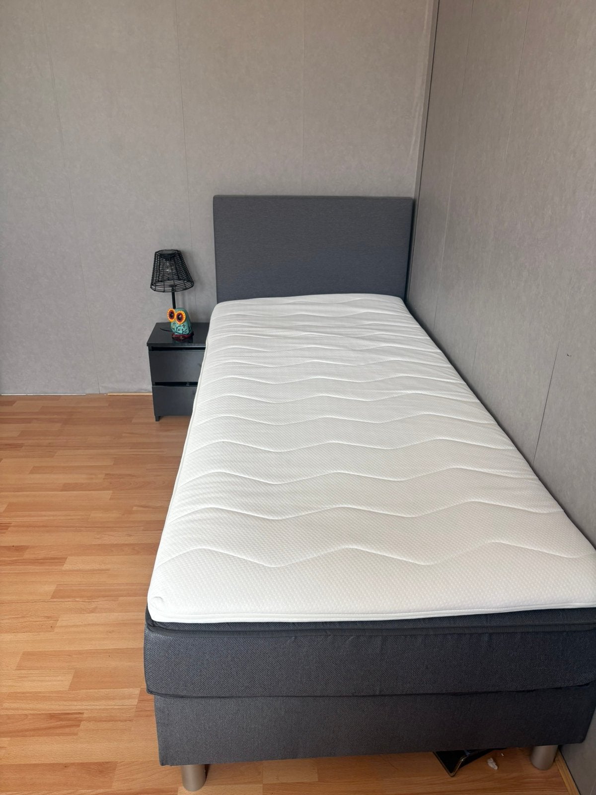 Boxspring, Ophalen, 90 cm, Eenpersoons, Zo goed als nieuw