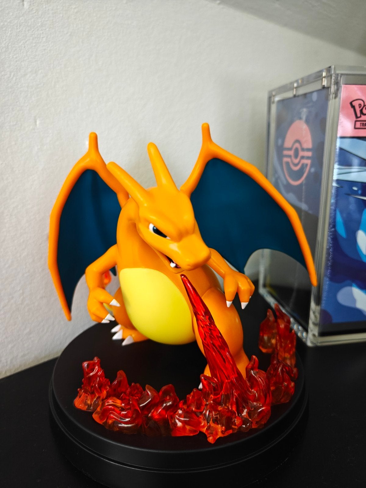 Pokémon TCG Charizard ex Super Premium Collection beeldje, Ophalen of Verzenden, Zo goed als nieuw