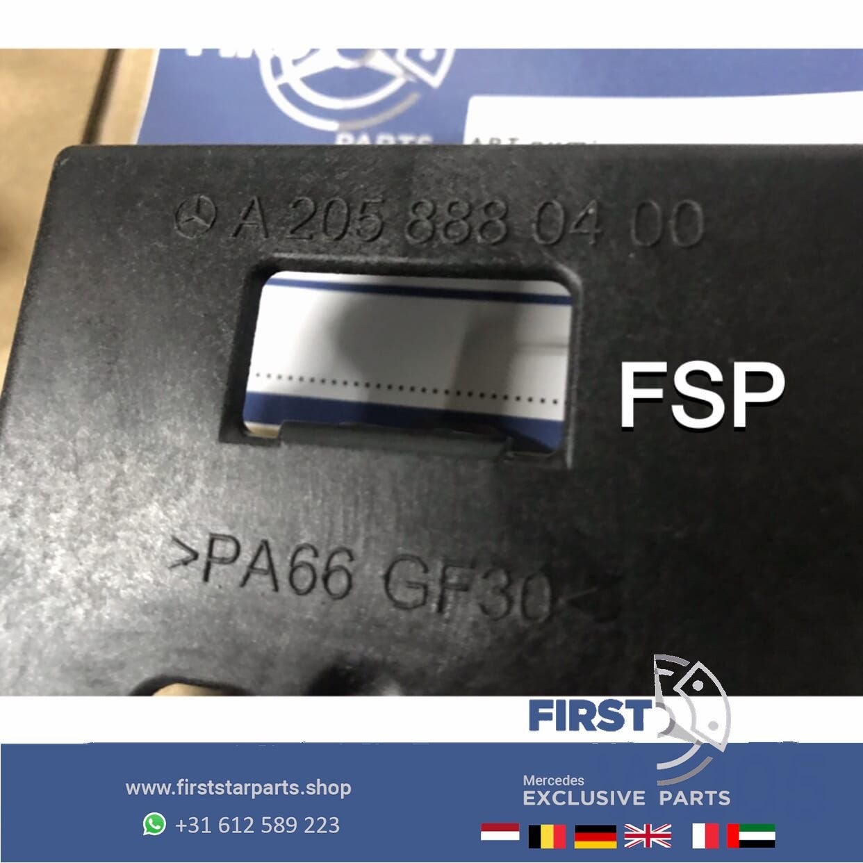 W205 C205 FACELIFT (VOORBUMPER GRIL) RADAR HOUDER Mercedes C, Gebruikt, -, Ophalen of Verzenden, -