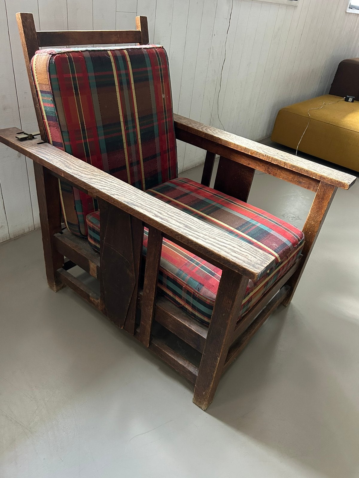Vintage rookstoel bekleed, Ophalen