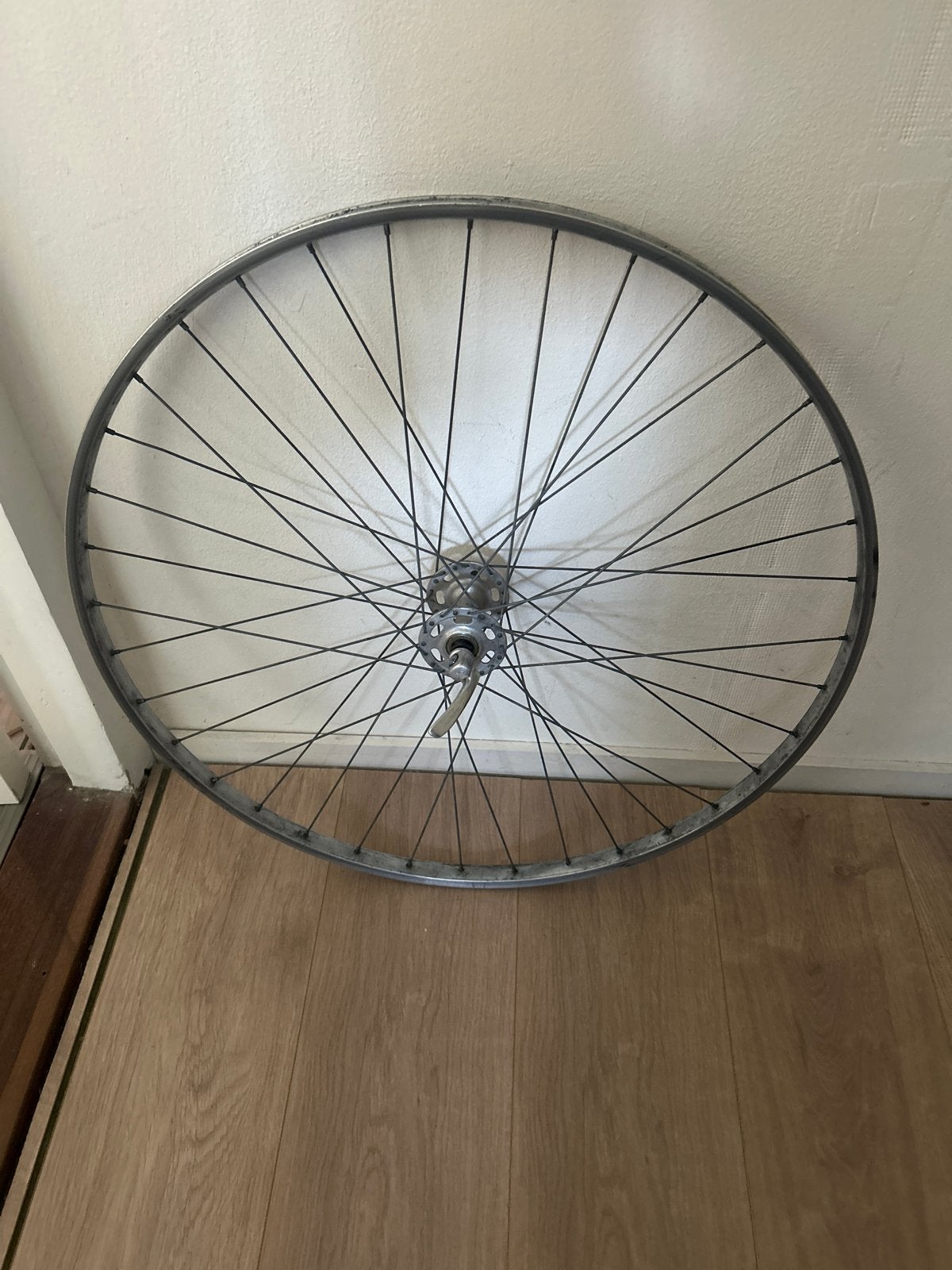 Racefiets wiel 700c - Gebruikt gratis, Fietsen en Brommers, Fietsonderdelen, Ophalen, Gebruikt, Racefiets, Wiel
