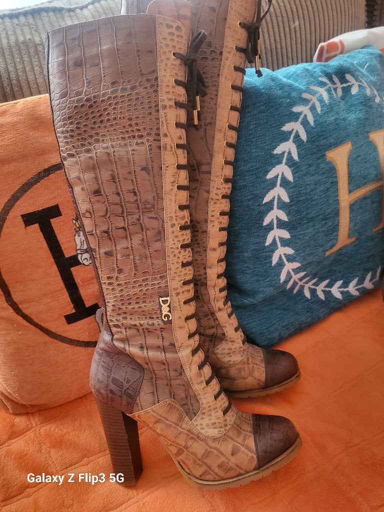 Dames laarzen D&G, Bruin, Ophalen of Verzenden, Zo goed als nieuw, Hoge laarzen