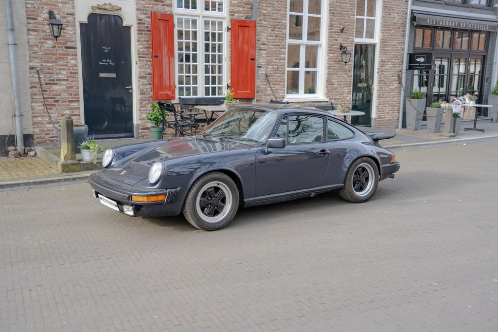 Porsche 911 SC coupe (bj 1977), Auto's, Metallic lak, Gebruikt, Zwart, Blauw
