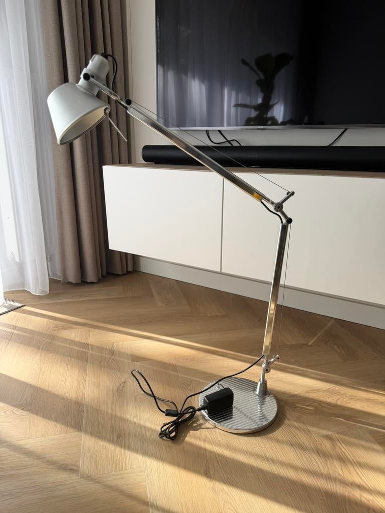 Artemide Tolomeo Tavolo lamp, Huis en Inrichting, Ophalen, Zo goed als nieuw, 75 cm of meer