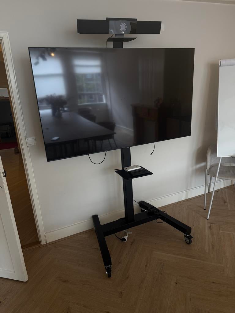 Kit Poly video conference + Scherm Samsung XL + Microfoon, Ophalen, Zo goed als nieuw
