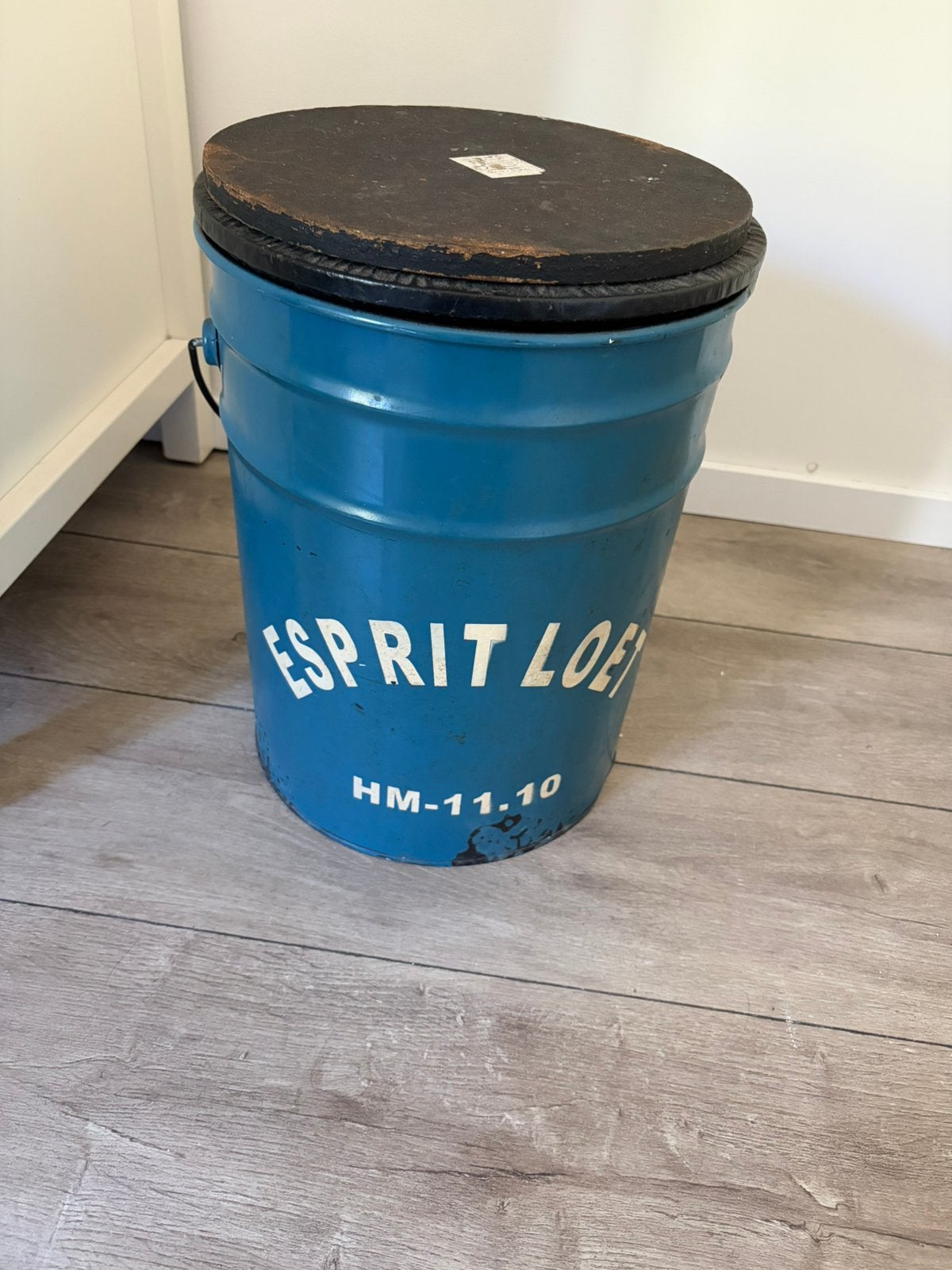 Esprit Loft Opbergkruk / bijzettafel / kruk, Ophalen, Gebruikt, Overige materialen