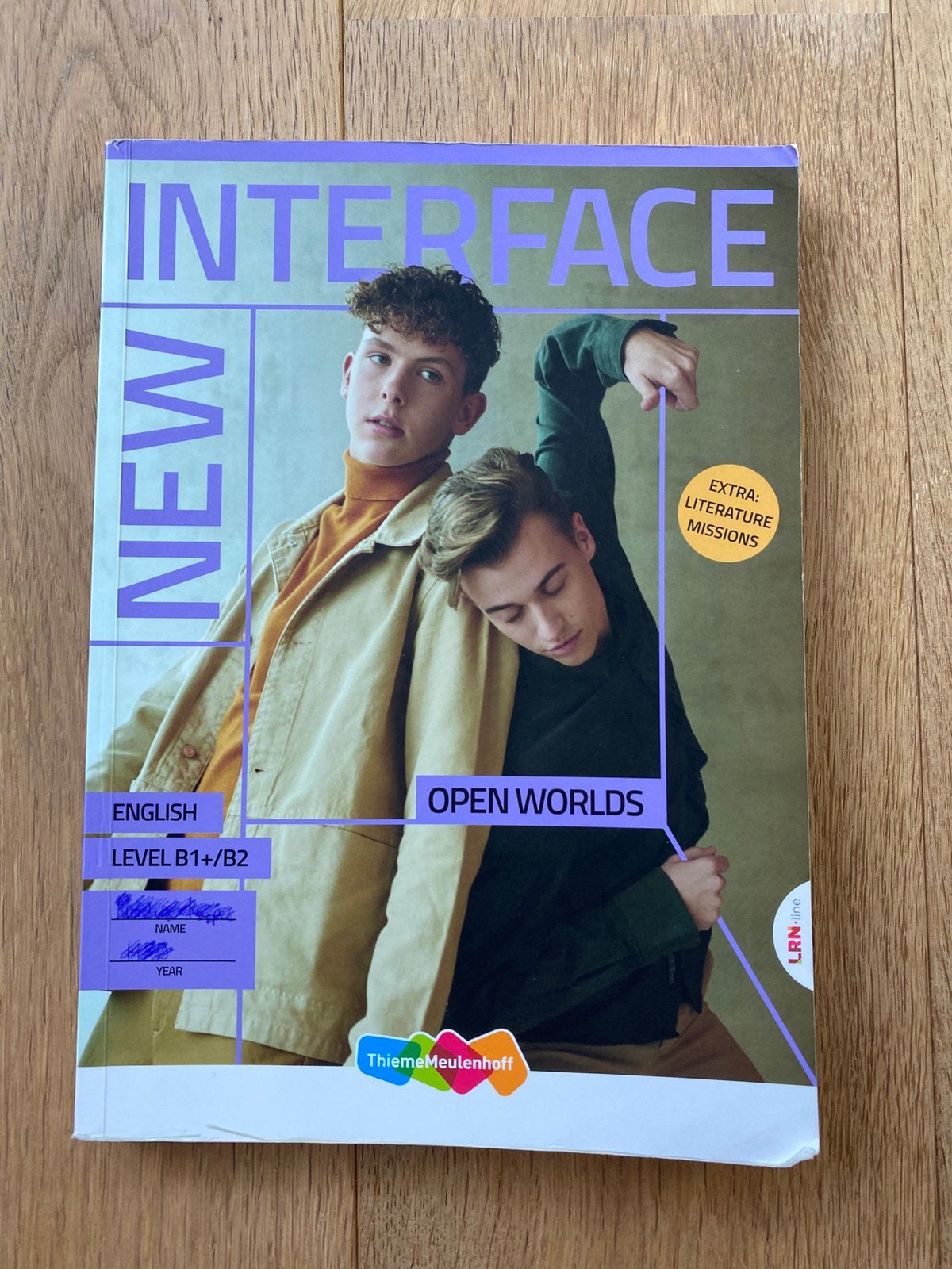 Schoolboek HAVO New Interface Engels level B1+/ B2, Boeken, Ophalen of Verzenden, Gelezen, HAVO, Engels