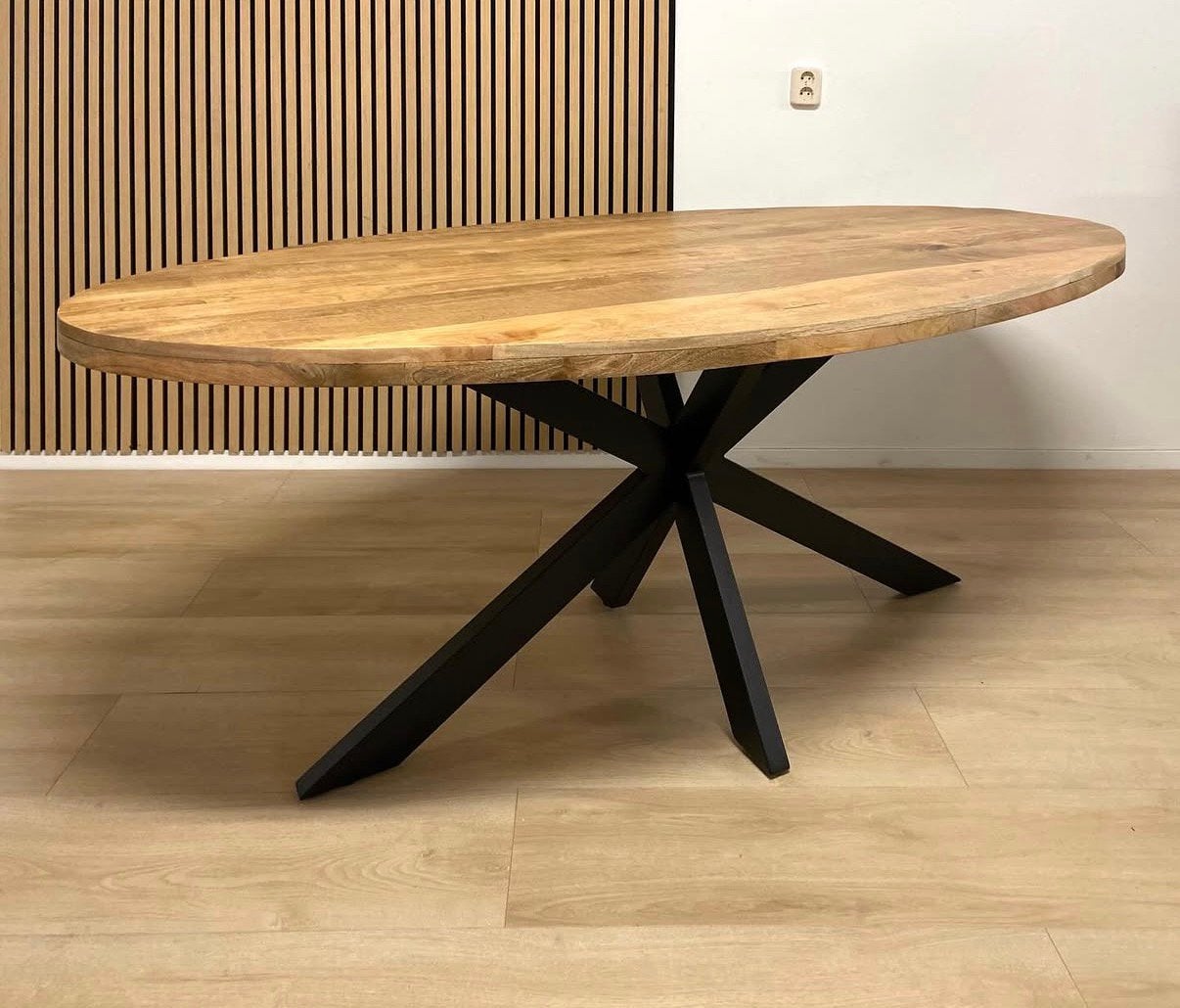 Nieuwe Mangohouten eettafel Ovaal & Rond met zwarte poot, Ophalen, Nieuw, Ovaal, Ovaal rond eettafel eetkamertafel tafel massief hout X poot