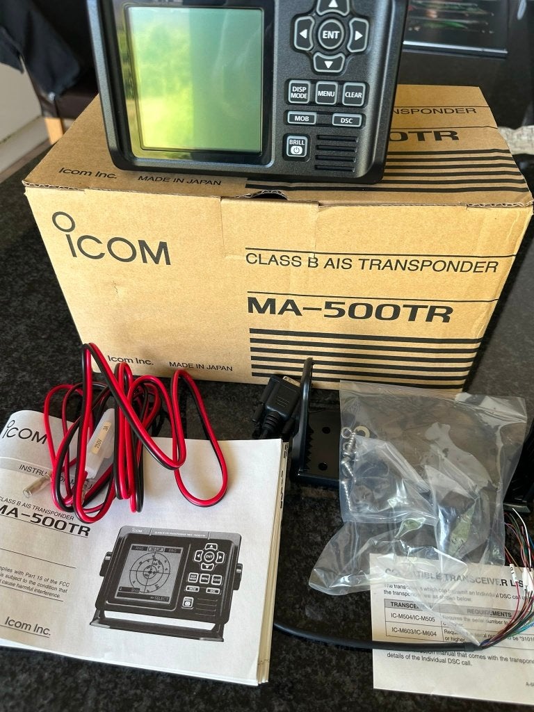 ICOM AIS Transponder, Watersport en Boten, Navigatiemiddelen en Scheepselektronica, Ophalen of Verzenden, Nieuw, Communicatie