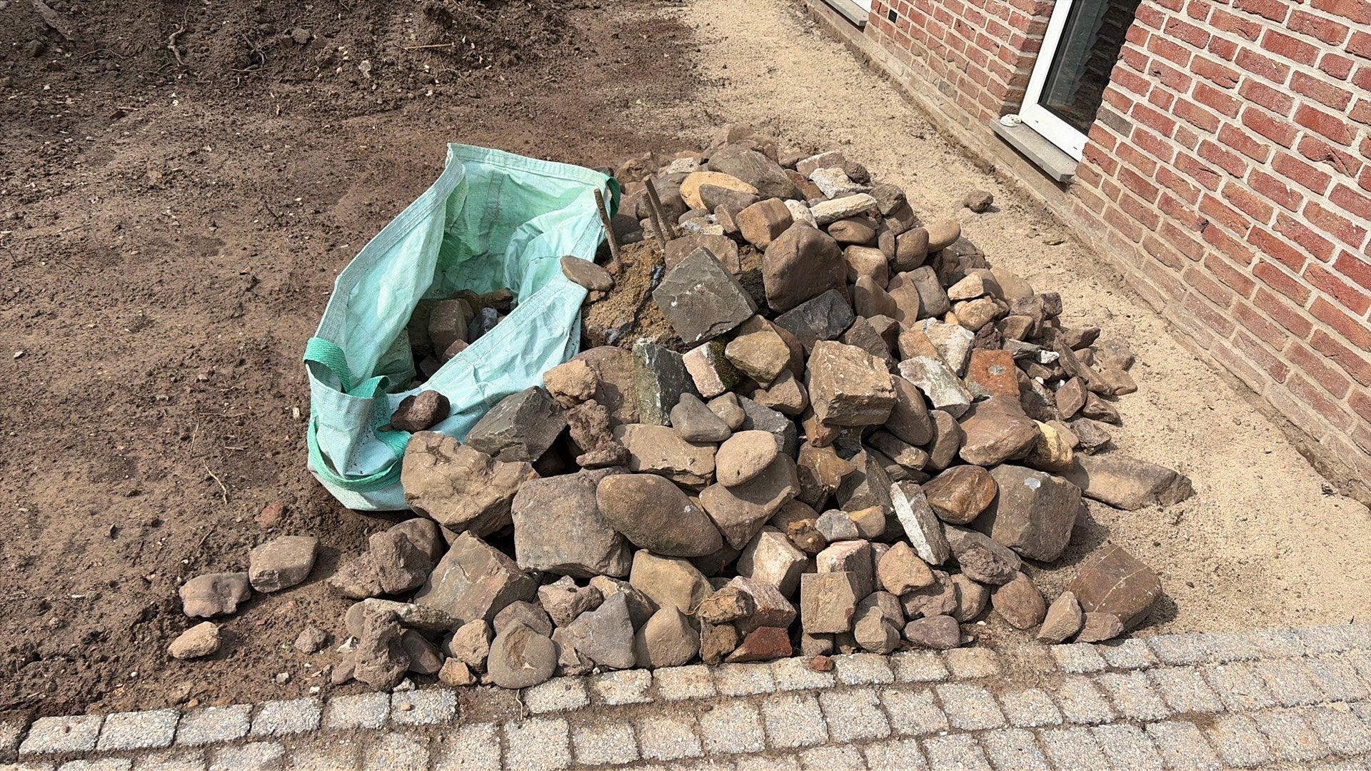 Maaskeien gratis afhalen, Ophalen