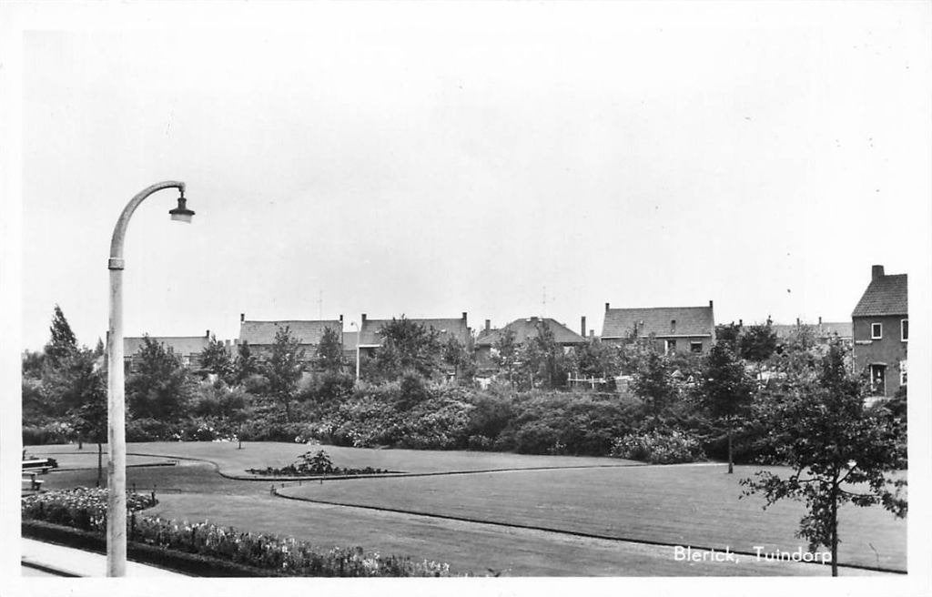 388-437-005 Blerick Tuindorp, Verzamelen, Ansichtkaarten | Nederland, Limburg, Voor 1920, Verzenden
