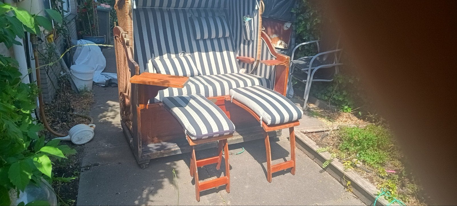 Te koop tuin cocon op wielen, bekleding moet gerepareerd, Ophalen, Gebruikt, Hout