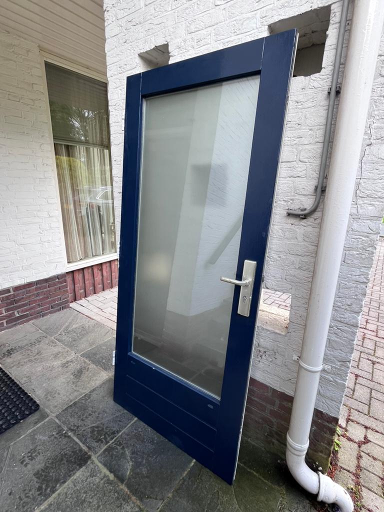Hardhouten buitendeur met dubbelglas en beslag, Doe-het-zelf en Verbouw, Deuren en Horren, Ophalen, Gebruikt, 80 tot 100 cm, Buitendeur
