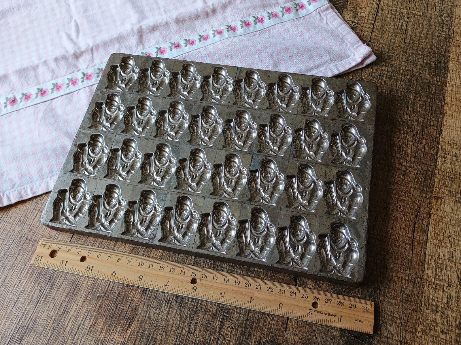 Oude chocolade vorm Zwarte Piet, Ophalen of Verzenden