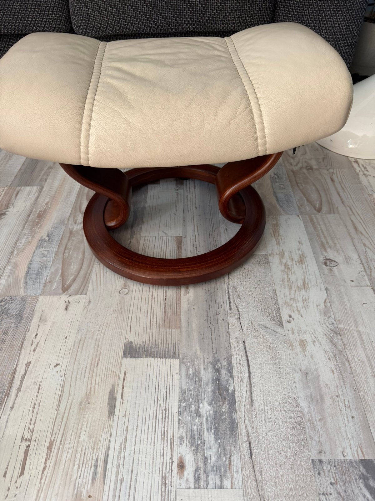 Stressless voetenbankje leder, Ophalen, Zo goed als nieuw, Rechthoekig, Minder dan 50 cm