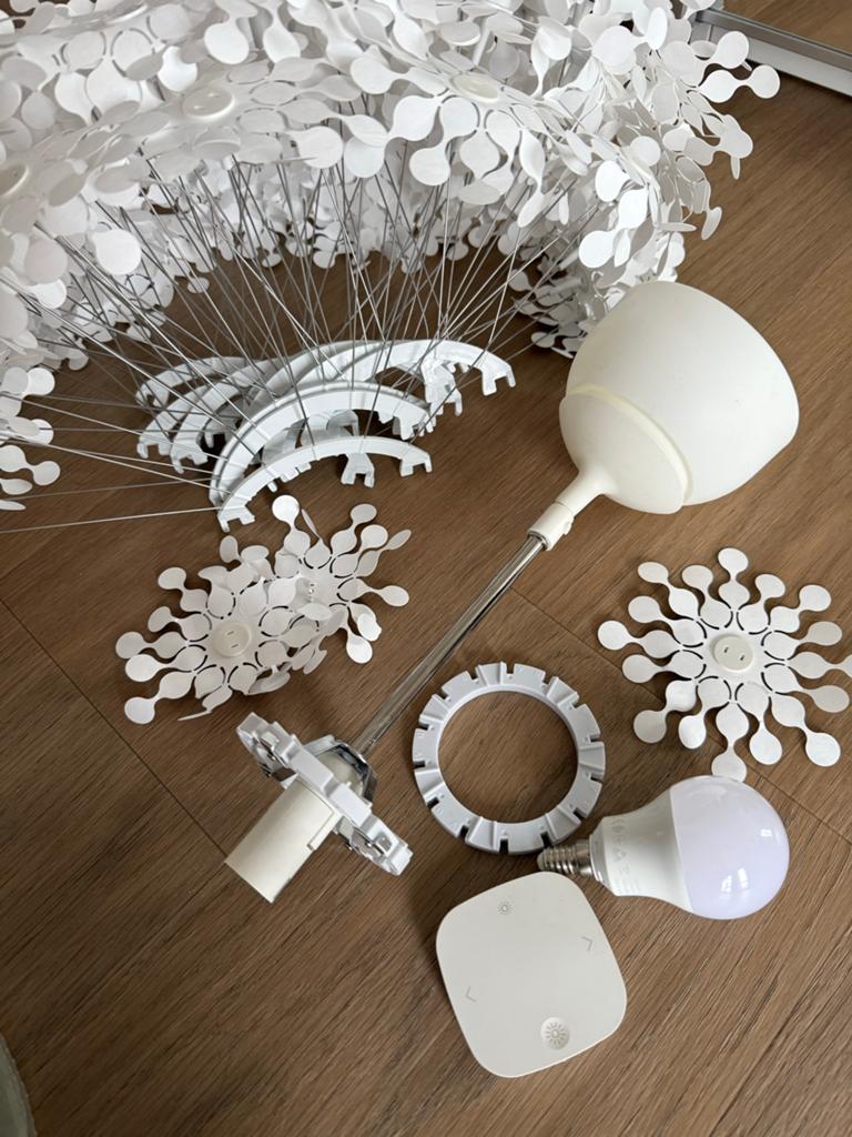 IKEA PS MASKROS Dandelion Lamp / Bloemenlamp, Ophalen of Verzenden, Gebruikt, Kunststof, 50 tot 75 cm