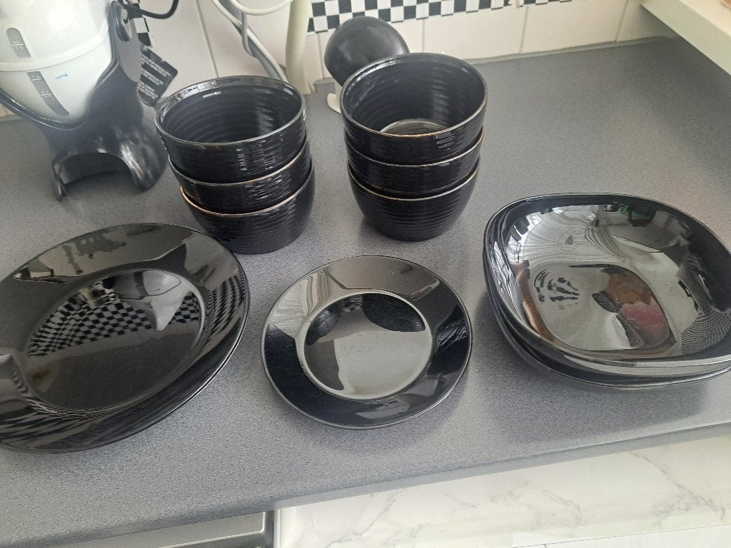 Servies, Huis en Inrichting, Keuken | Bestek, Ophalen, Overige materialen, Bestekset, Zo goed als nieuw