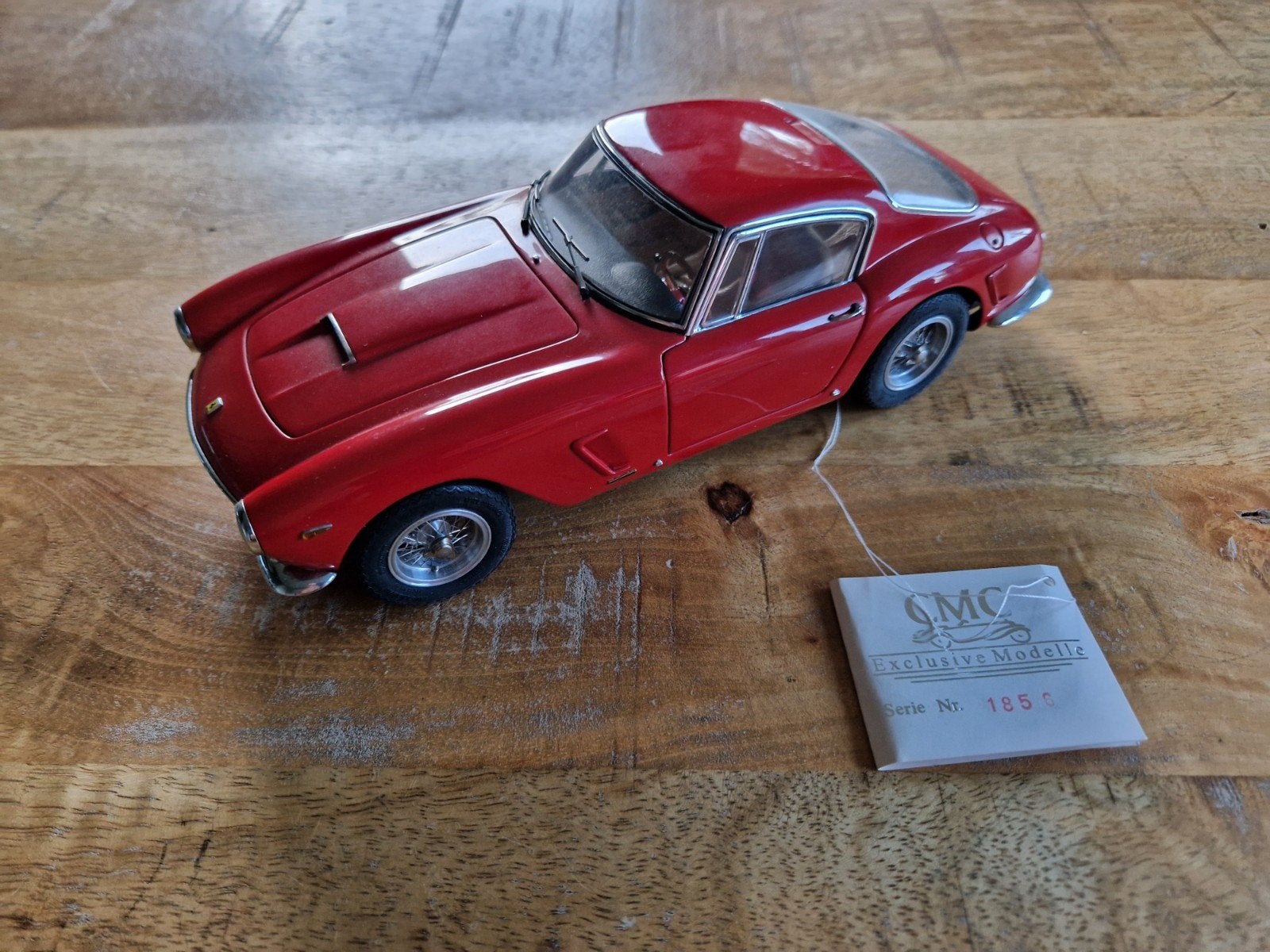 CMC Ferrari 250 GT Berlinetta passo corto (SWB) 1961, Hobby en Vrije tijd, Modelauto's | 1:18, Ophalen of Verzenden