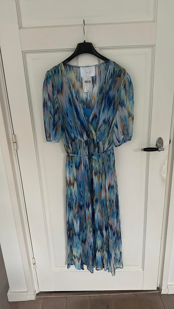 Jurk Levete Room nieuw maat M, Kleding | Dames, Jurken, Ophalen of Verzenden, Nieuw, Zwart, Onder de knie