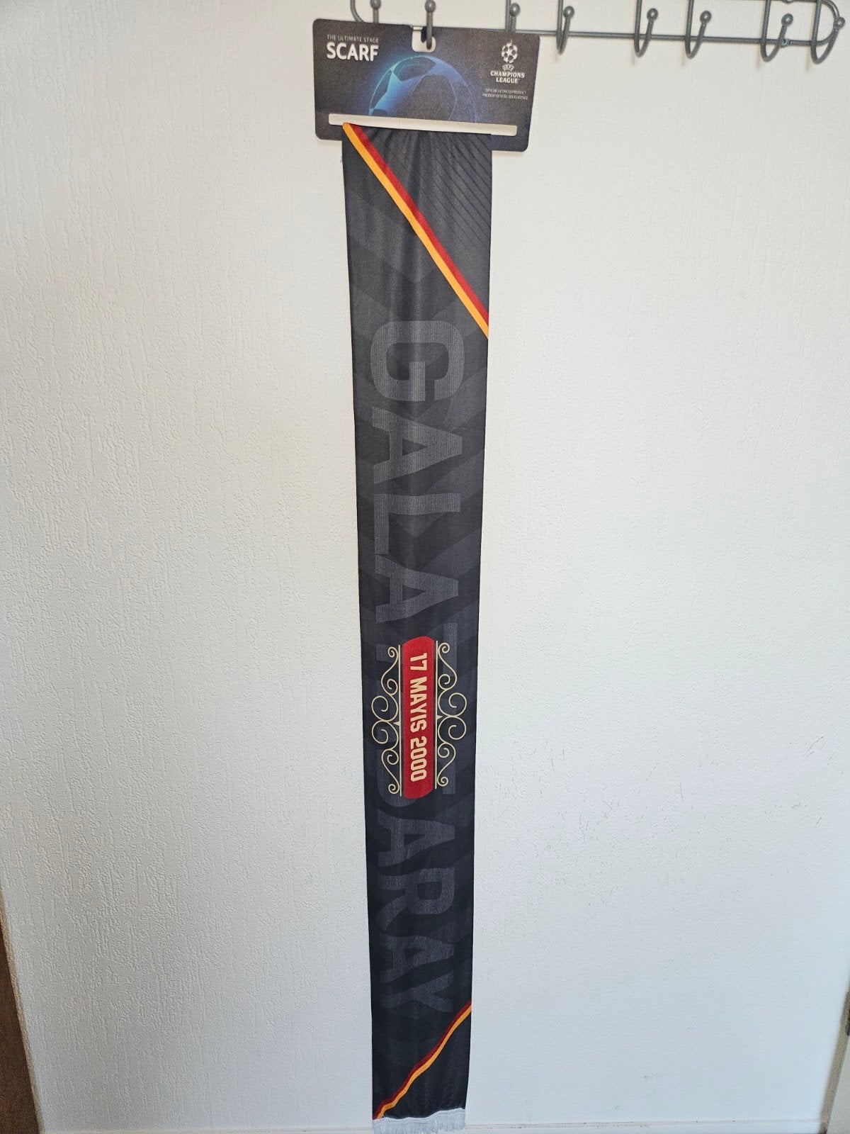 Galatasaray UEFA 2000 Winner Sjaal - Nieuw, Galatasaray, Ophalen of Verzenden, Nieuw, Sjaal