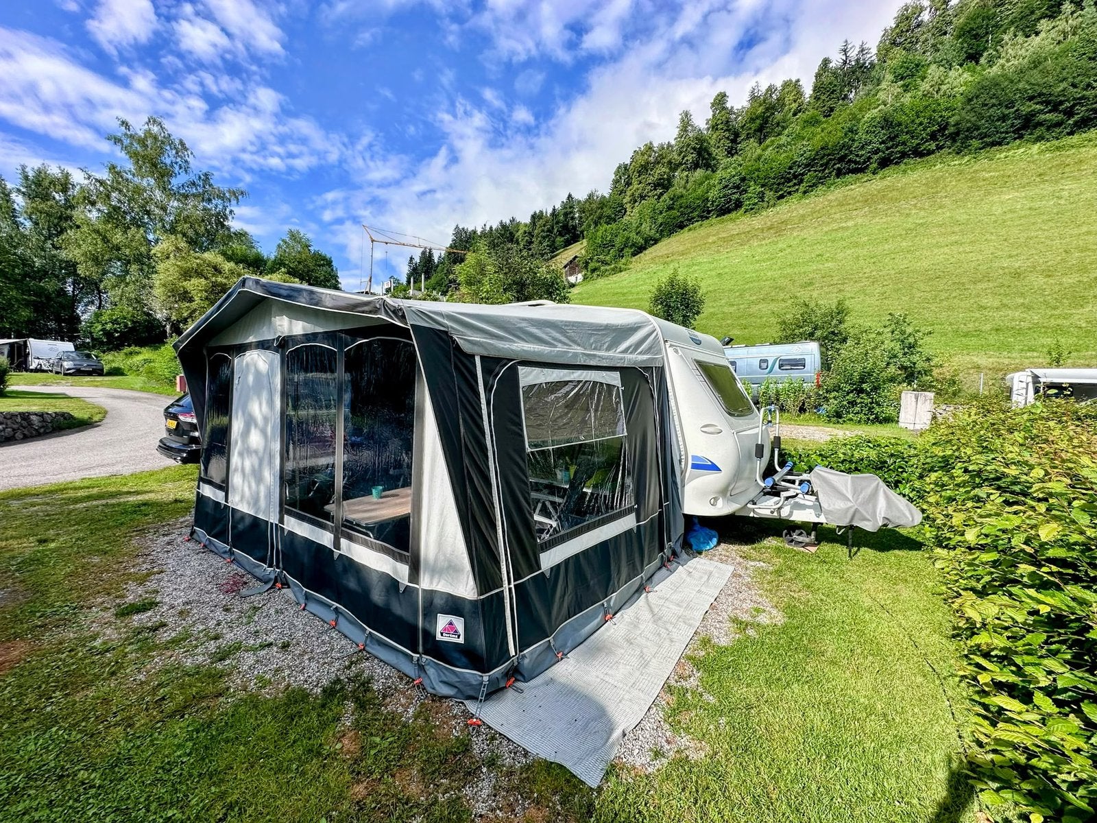 Hobby De Luxe Easy 400 SF (2005) - vakantieklaar, Hobby, Particulier, 4 tot 5 meter, Tot en met 4