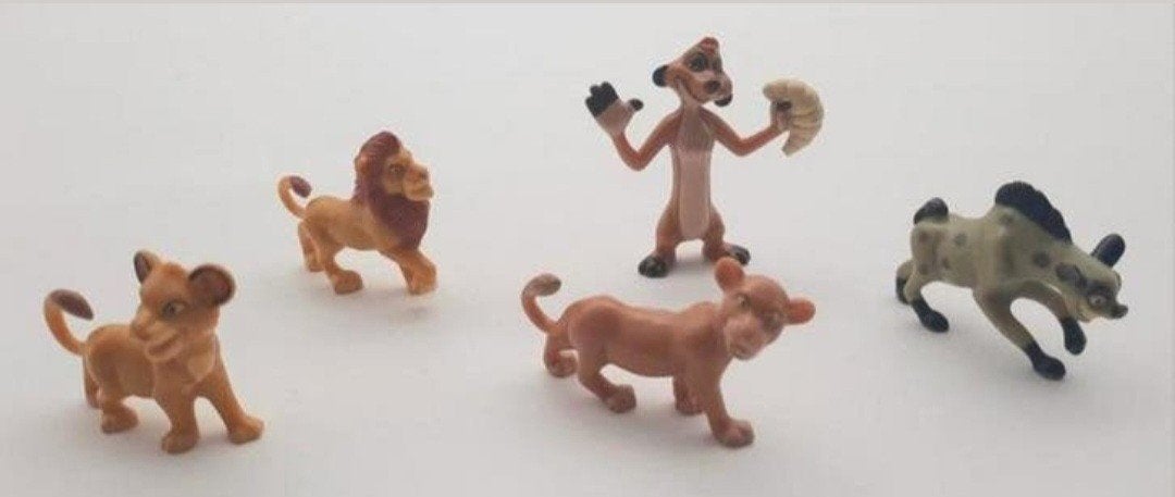 Lion King Nestle 5 verschillende figuurtjes uit 2005, Ophalen of Verzenden, Leeuwenkoning of Jungle Boek, Zo goed als nieuw, Beeldje of Figuurtje