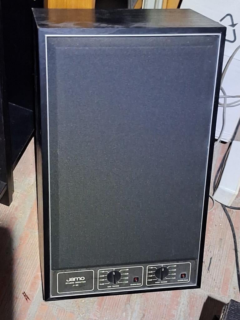 Jamo Studio Monitor J-101 Luidsprekers - Vintage Geluid, Gebruikt, Ophalen of Verzenden, 60 tot 120 watt, Front, Rear of Stereo speakers