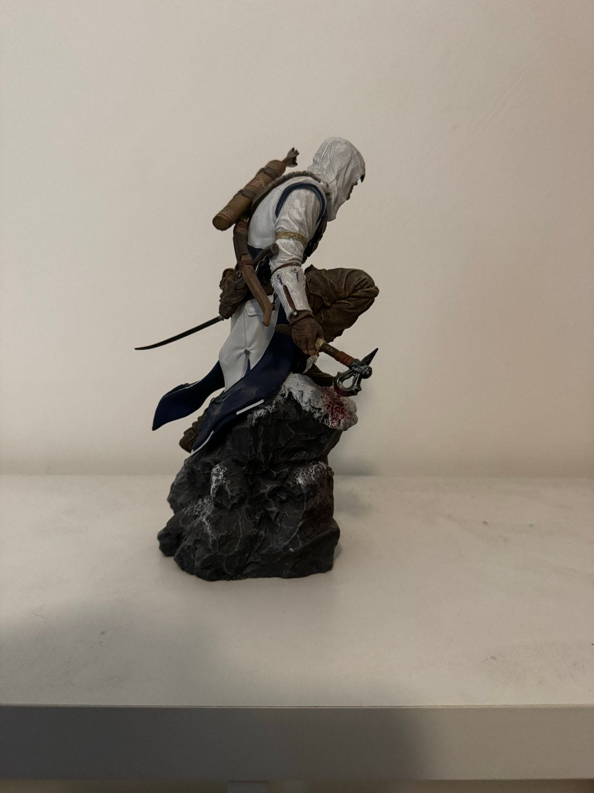 Assassin's Creed Connor Kenway beeldje (vlag ontbreekt), Ophalen of Verzenden, Gebruikt