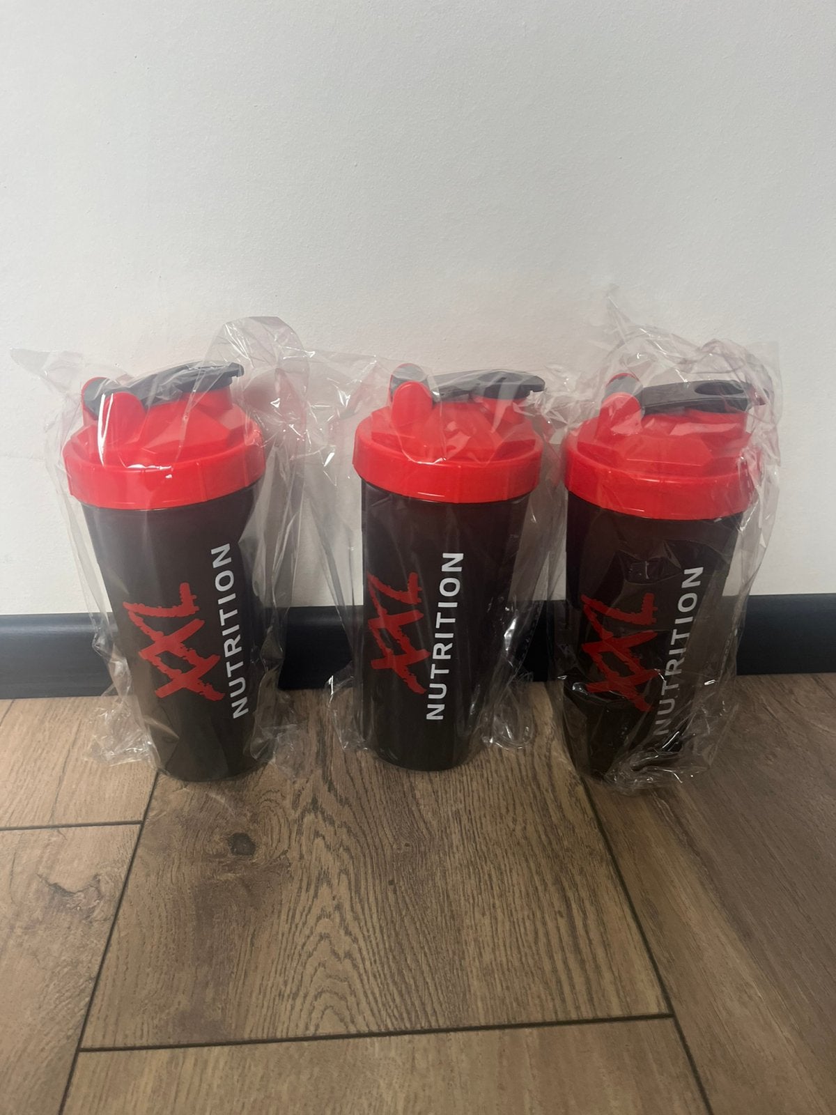 3 mooie xxl nutrition shakebekers, Ophalen of Verzenden, Nieuw