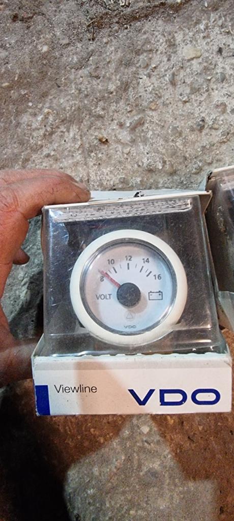 VDO Viewline Voltmeter en Tankmeter (Nieuw), Ophalen of Verzenden