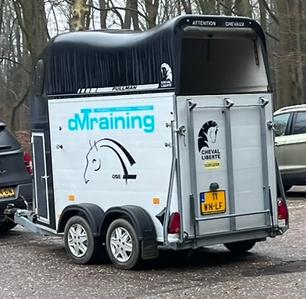 Paardentrailer beschikbaar te huur vanuit Amstelveen, Ophalen, Zo goed als nieuw