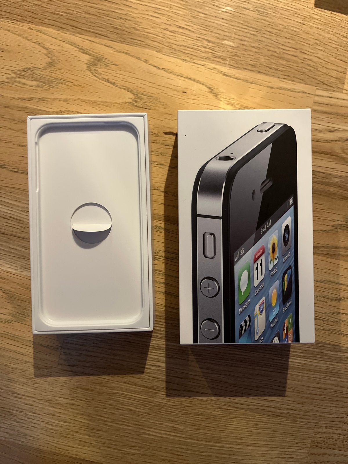Originele doos iPhone 4S - Perfect voor verzamelaars, Telecommunicatie, Ophalen of Verzenden, Zo goed als nieuw, IPhone 4S