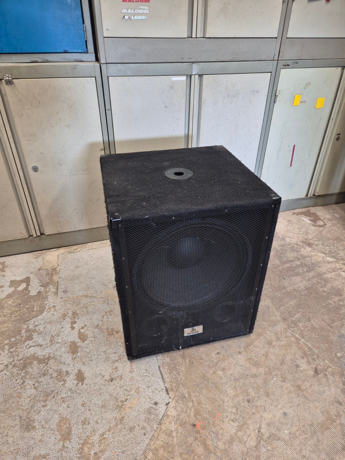 Devine B118A MKII actieve subwoofer, Gebruikt, Subwoofer, Ophalen of Verzenden, Basreflex