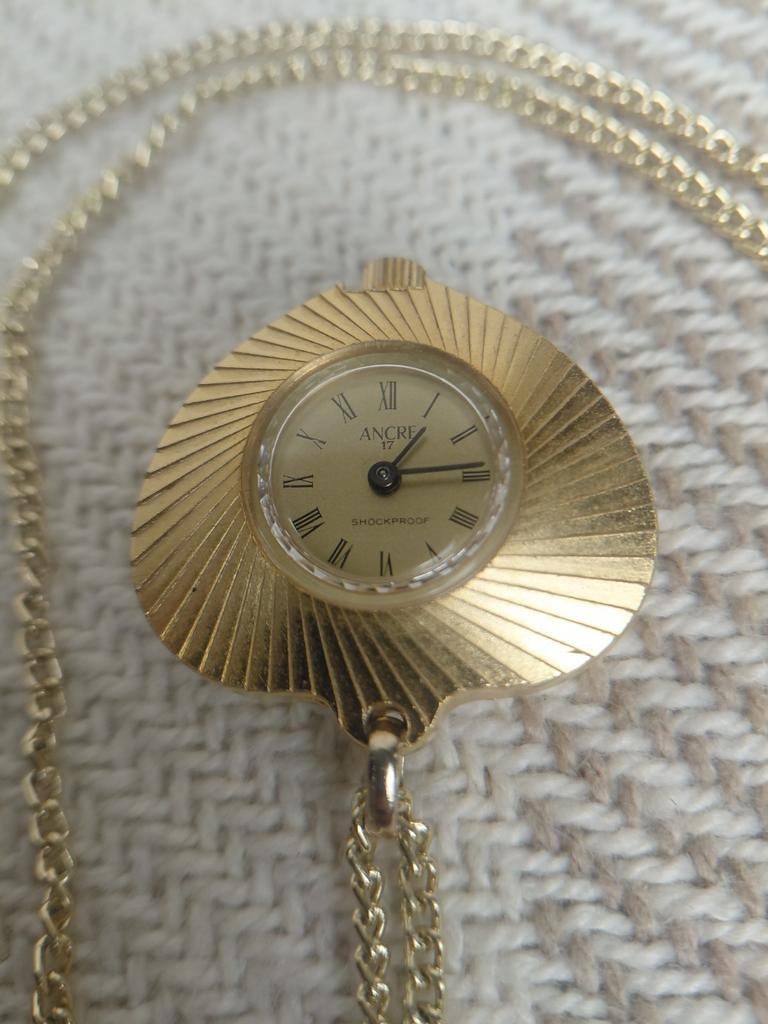 Vintage Ancre 17 Jewels Golden Hart Hangerhorloge, Sieraden, Tassen en Uiterlijk, Horloges | Dames, Overige merken, Zakhorloge