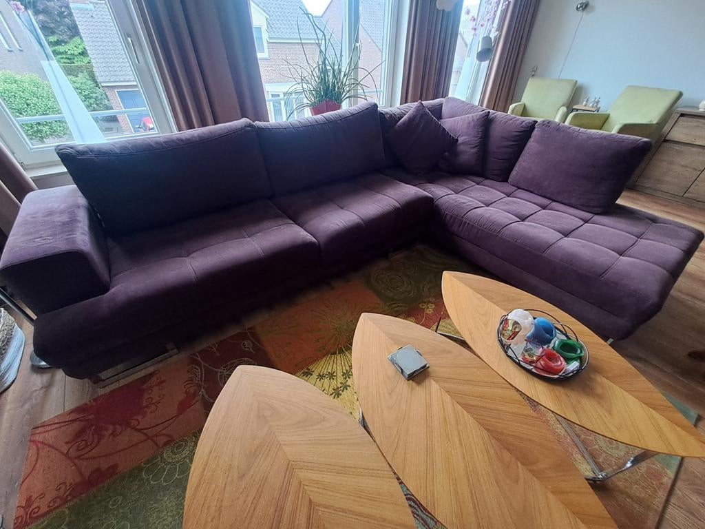 Ruime aubergine hoekbank - 300x220 cm, Huis en Inrichting, Banken | Bankstellen, Ophalen, Gebruikt, Hoekbank, 300 cm of meer