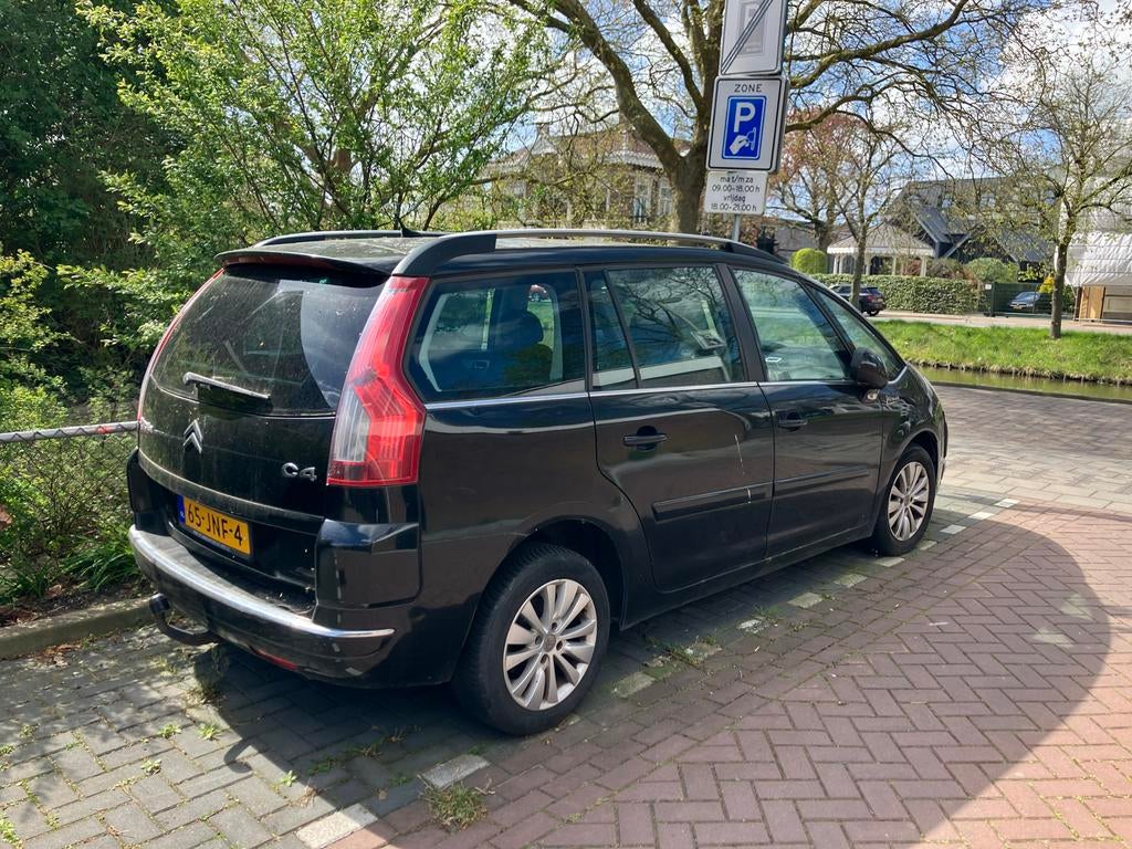 Citroën C4 (Grand) Picasso 1.6 THP Eb6v 2009 Zwart, 4 cilinders, 1505 kg, 7 stoelen, Particulier