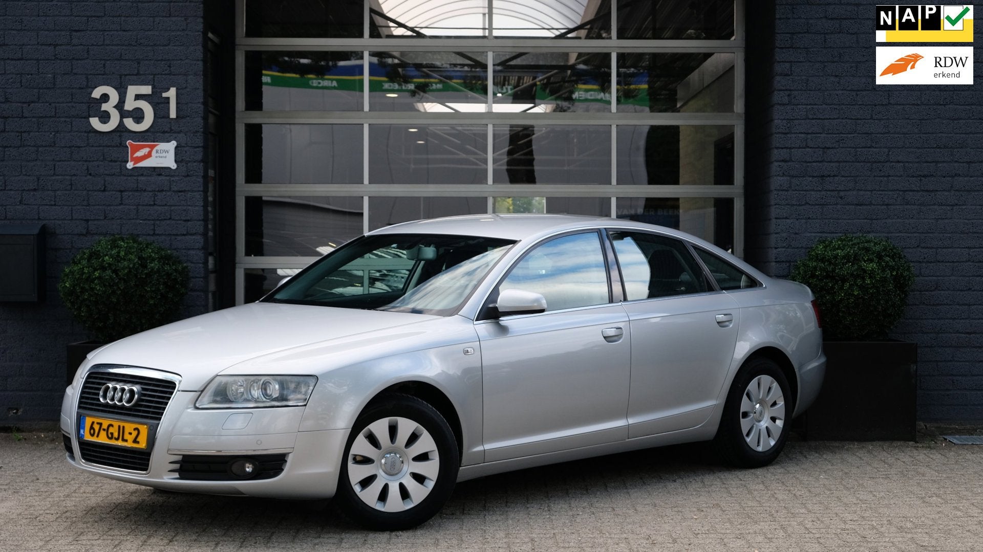 Audi A6 Limousine 2.4 Pro Line, Auto's, Audi, Voorwielaandrijving, Stof, Gebruikt, Zwart