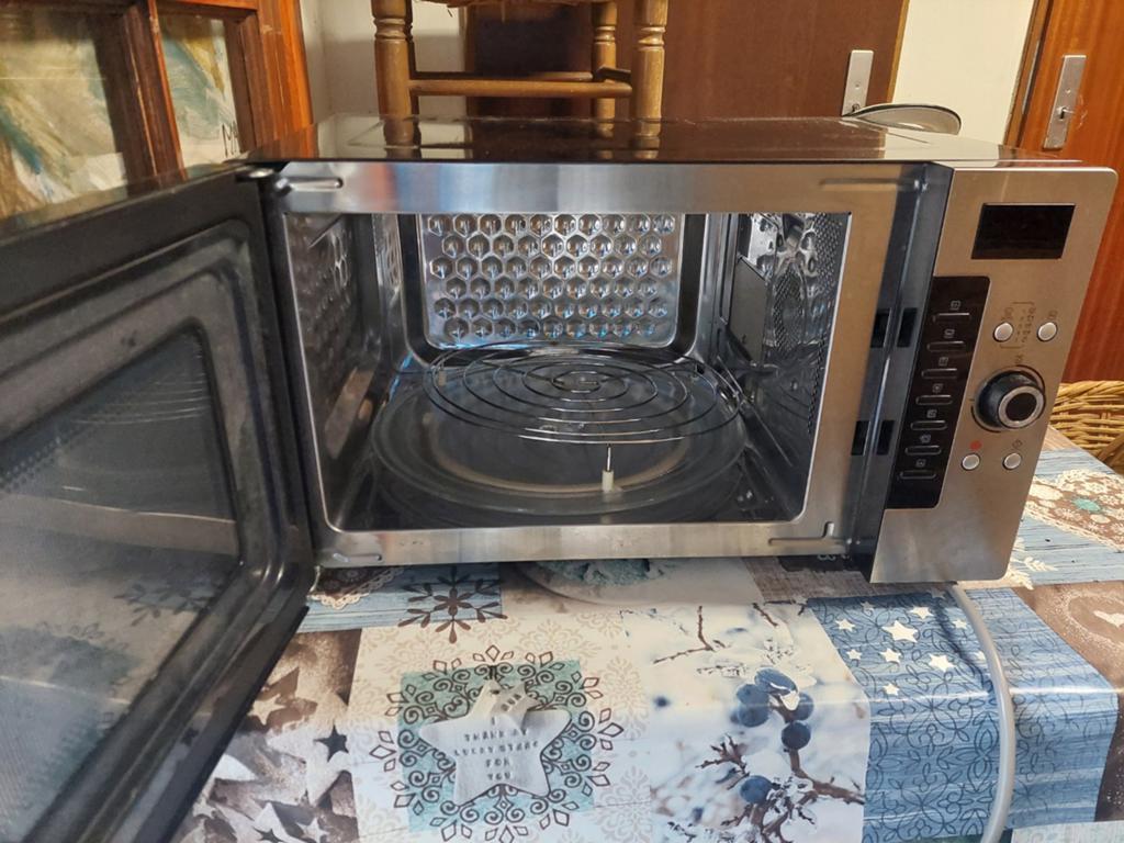 Beko Combi Magnetron - Ophalen in Goor, Witgoed en Apparatuur, Combimagnetron, Gebruikt, Hete lucht, Ophalen of Verzenden