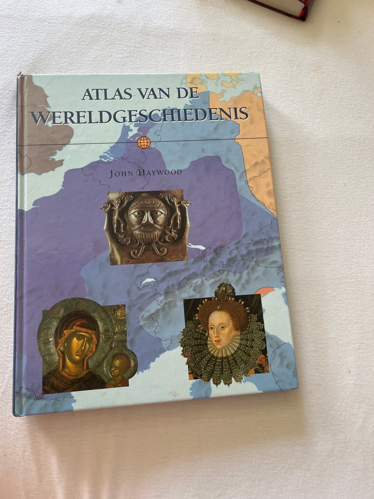 Atlas van de Wereldgeschiedenis - John Haywood, Ophalen of Verzenden, 20e eeuw of later, Gelezen, Overige gebieden
